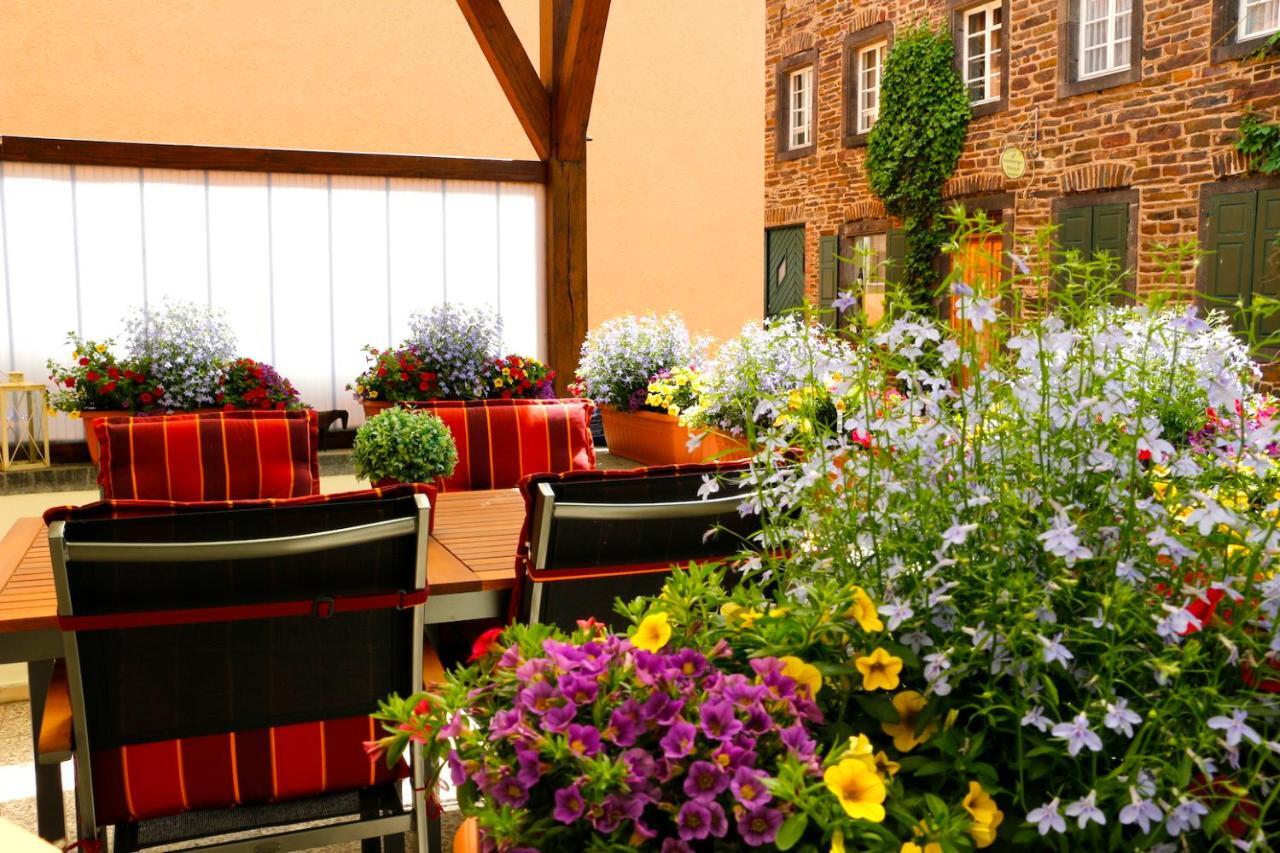Ferienwohnungen Am Matthiasturm Neef Esterno foto